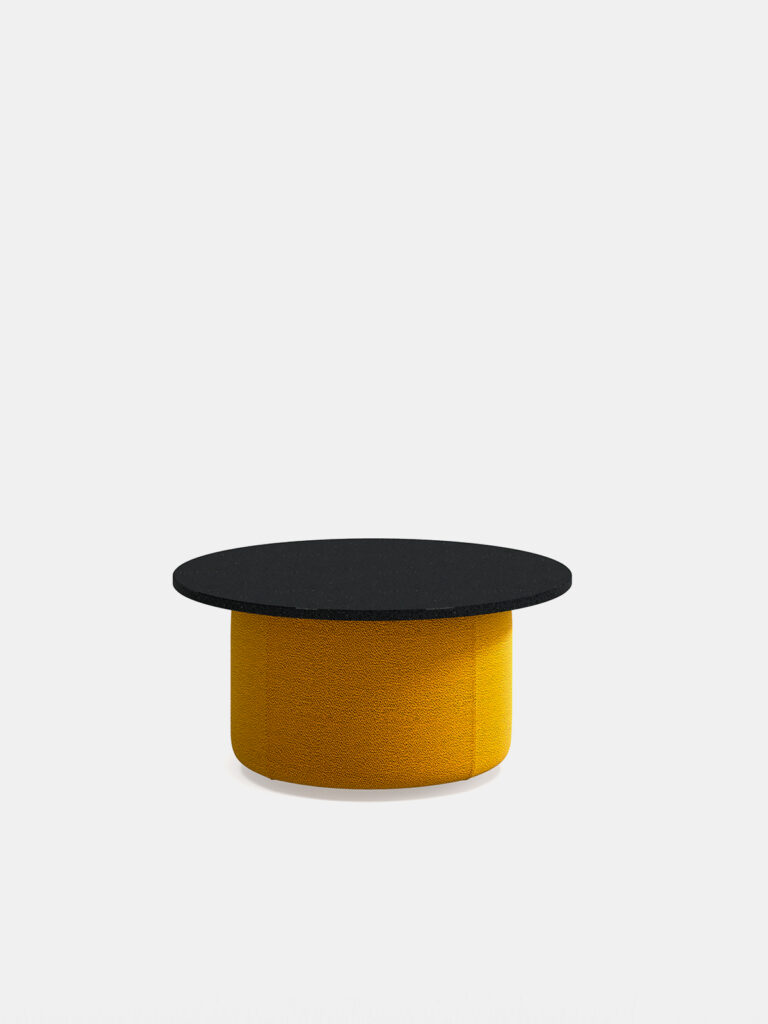 La collezione di pouf Cèpe si arricchisce di un tavolino da caffe